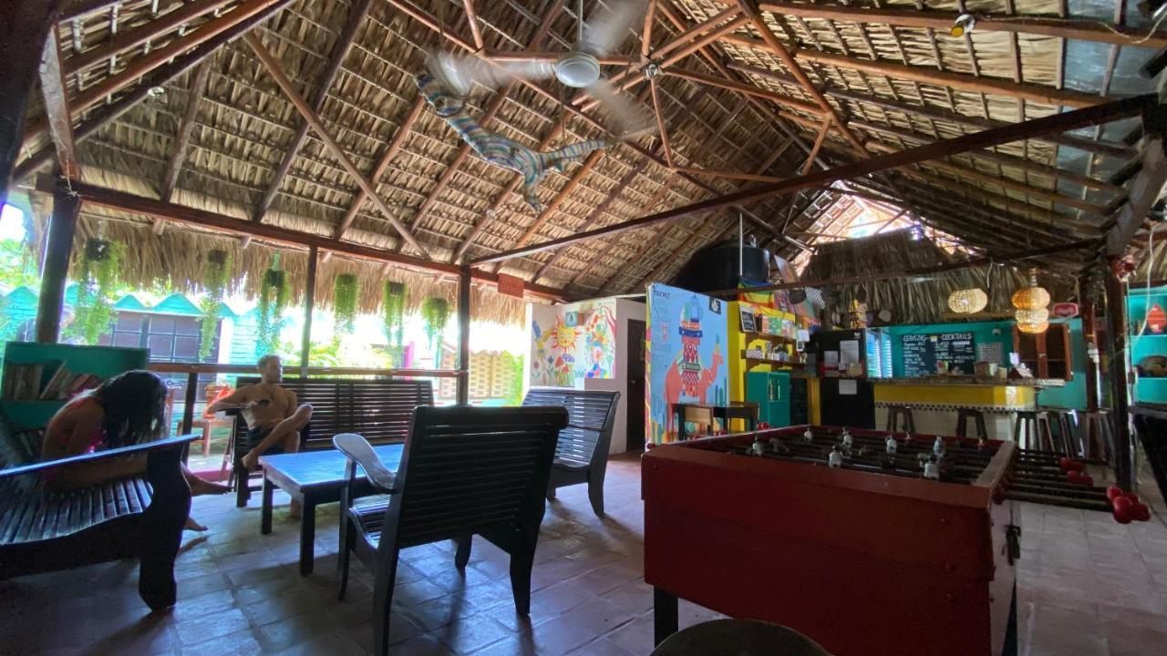 Hostal Shalom Пуерто-Ескондідо Екстер'єр фото