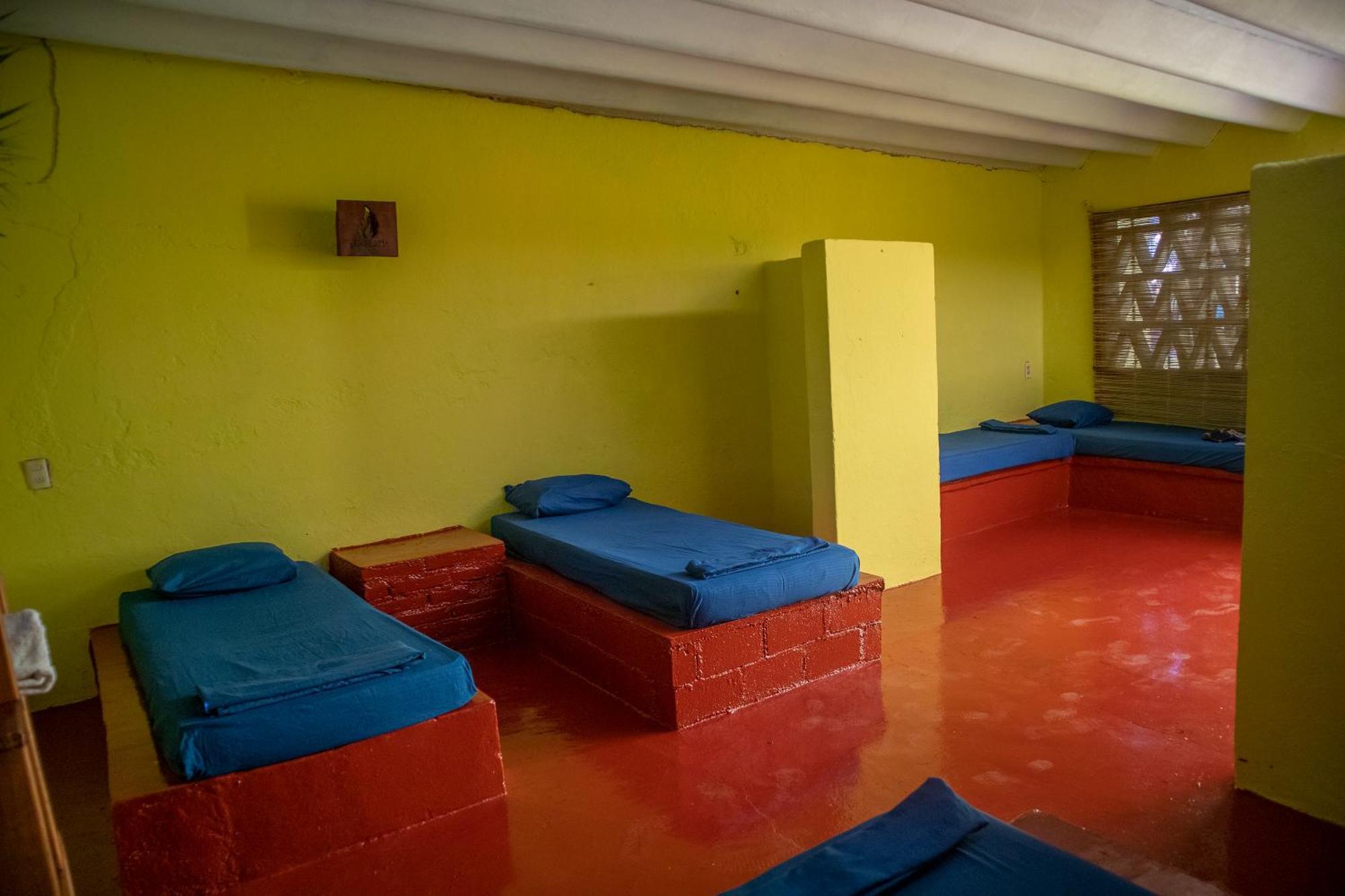 Hostal Shalom Пуерто-Ескондідо Екстер'єр фото