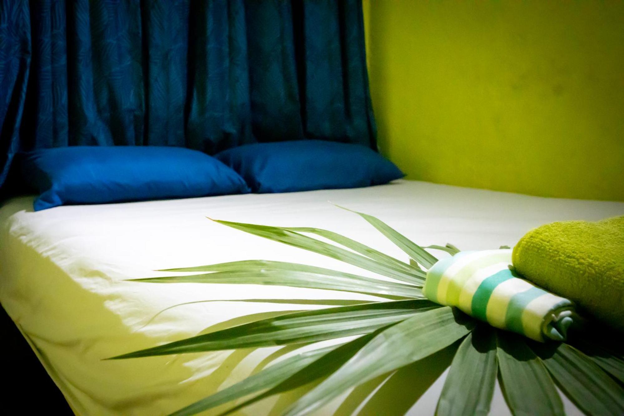 Hostal Shalom Пуерто-Ескондідо Екстер'єр фото