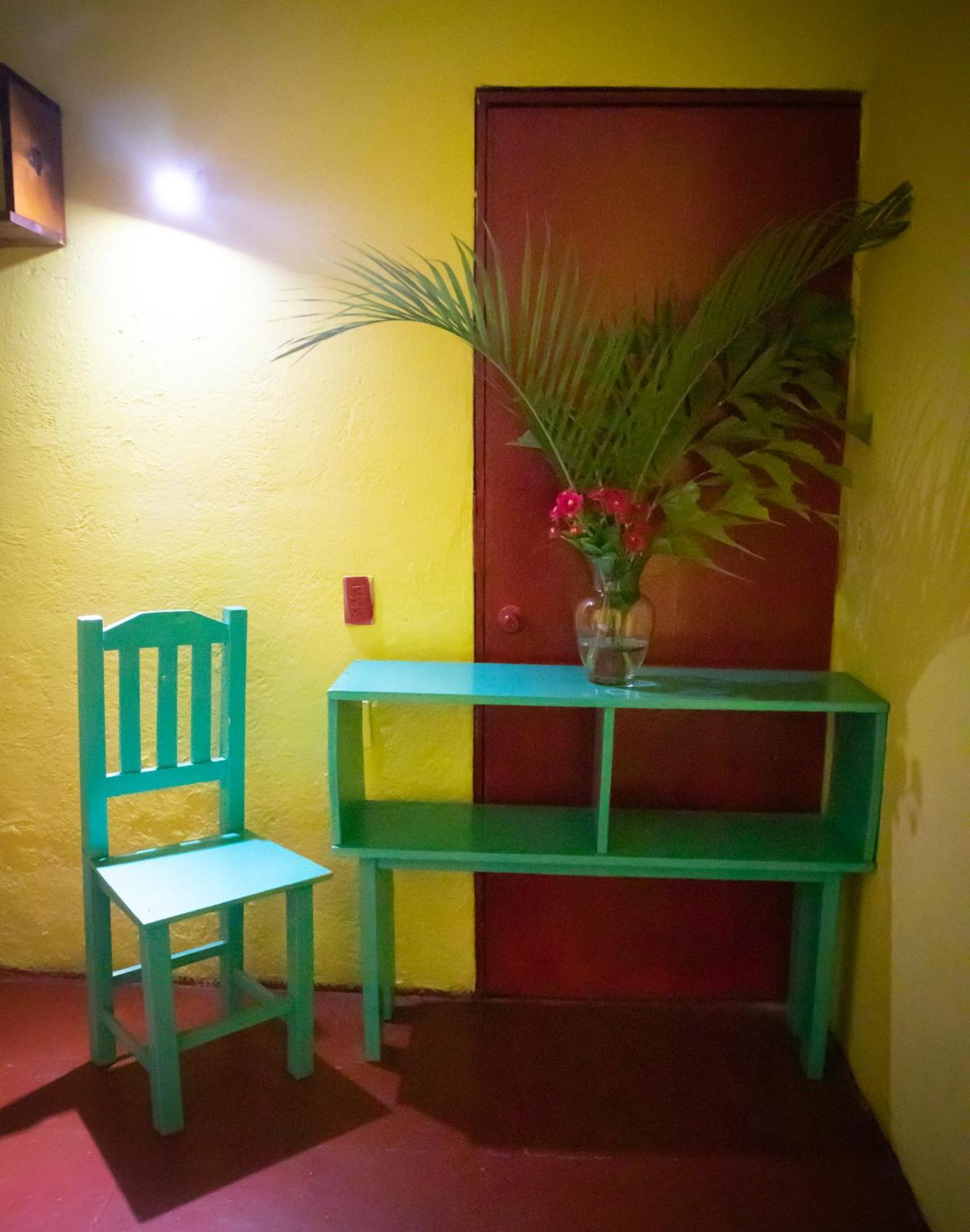 Hostal Shalom Пуерто-Ескондідо Екстер'єр фото